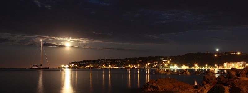 Moonrise on Cap d'Antibes Moonrise on Cap d'Antibes